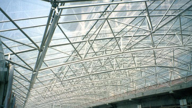 额尔古纳网架公司的黑色压型钢板的吊装步履有哪些